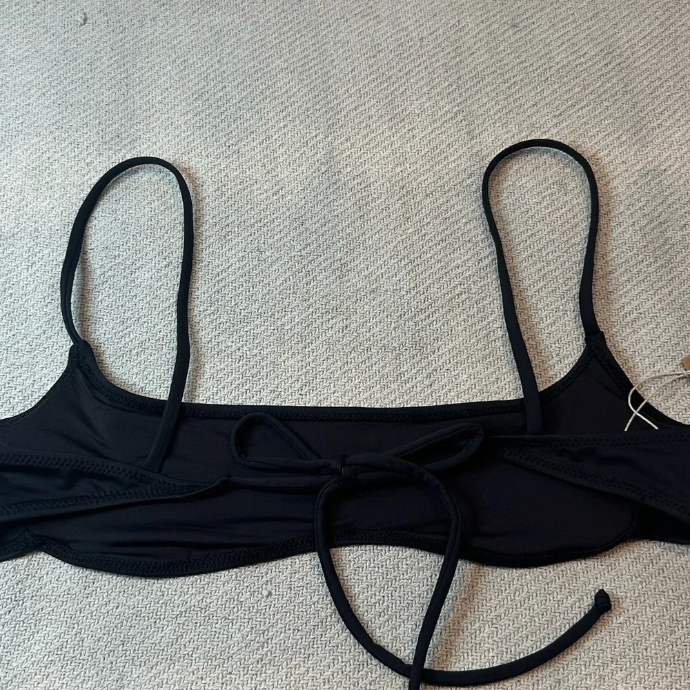 SKIMS Micro Scoop Swim Bikini Top Size XL NWT Onyx Black
